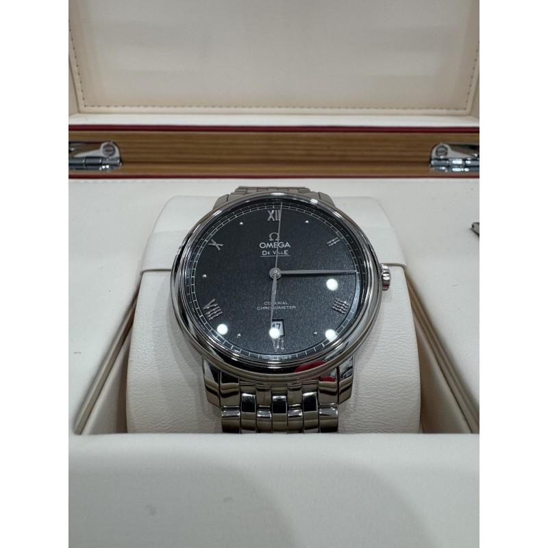 Omega DeVille 42MM Full Set Etat Neuf Garantie 5 ans. Omega DeVille 42MM Full Set Etat Neuf Garantie 5 ans.
