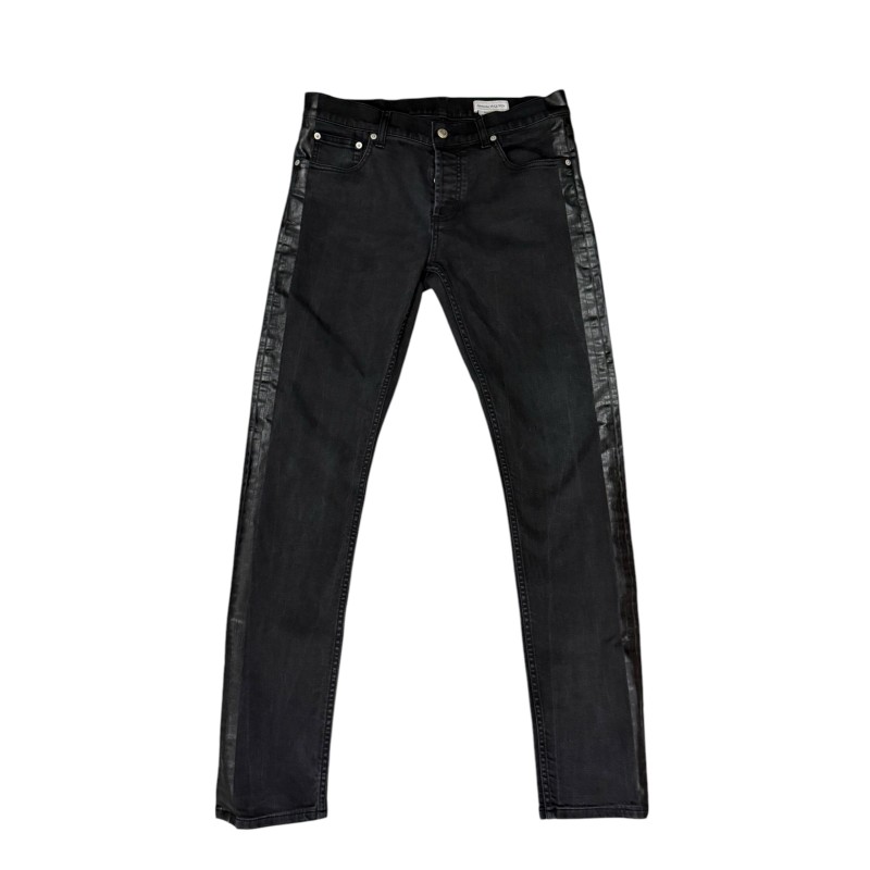Jean’s Alexander McQueen taille 40. Etat neuf. Jean’s Alexander McQueen taille 40. Etat neuf.