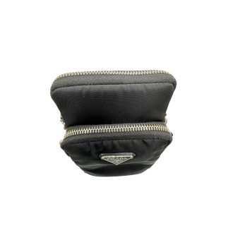 Sacoche Prada Re-Nylon état neuf, avec facture.