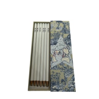 Agenda et crayons Dior, produit neuf.