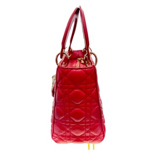 Sac à main avec bandoulière Lady Dior, état neuf avec facture.