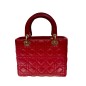 Sac à main avec bandoulière Lady Dior, état neuf avec facture. Sac à main avec bandoulière Lady Dior, état neuf avec facture.