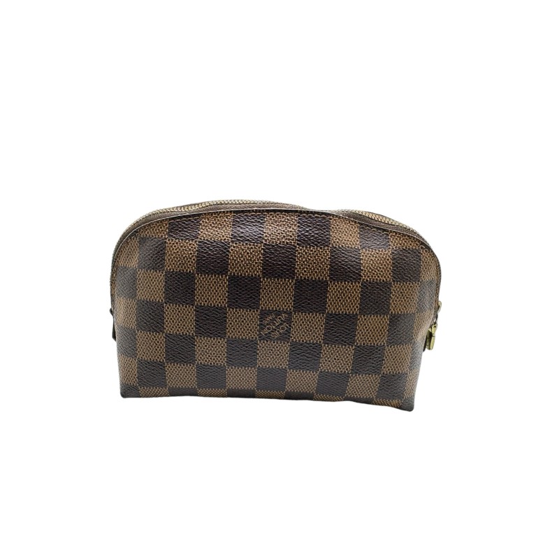 Pochette à maquillage Louis Vuitton toile damier ébène. Pochette à maquillage Louis Vuitton toile damier ébène.