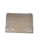 Portefeuille Gucci en cuir. Portefeuille Gucci en cuir.