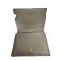 Portefeuille Gucci en cuir. Portefeuille Gucci en cuir.