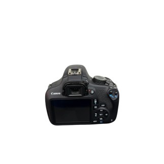 Canon 1200D avec objectif 18-55.