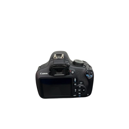 Canon 1200D avec objectif 18-55.