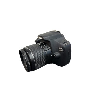 Canon 1200D avec objectif 18-55.