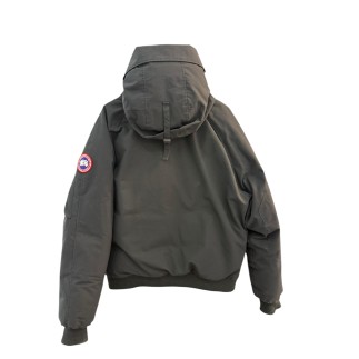 Doudoune Canada Goose taille XL, état neuf.