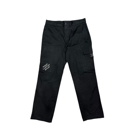 Cargo Louis Vuitton taille 52, état neuf avec facture.