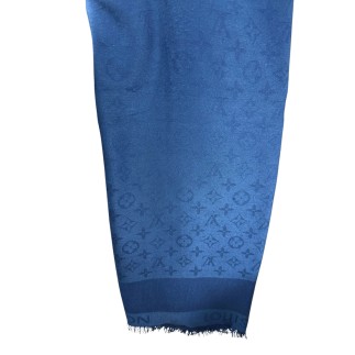 Châles Louis Vuitton.
