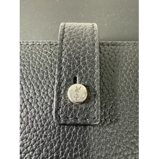 Porte cartes en cuir Saint Laurent, état neuf.