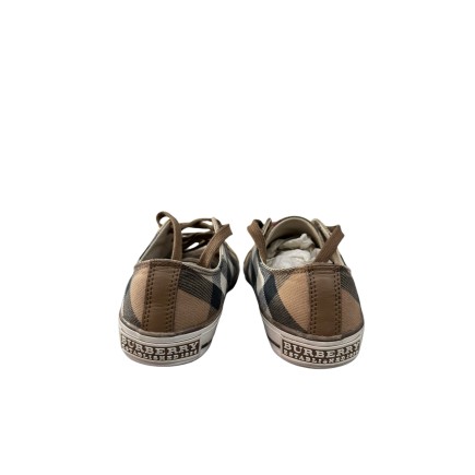 Sneaker Burberry P38