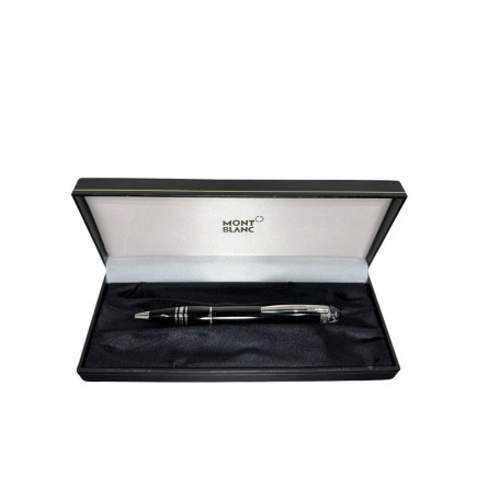 Stylo bille Montblanc.