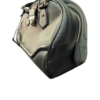 Sac à main Louis Vuitton Montaigne Cuir Épi Noir.