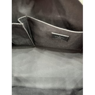 Sac à main Louis Vuitton Montaigne Cuir Épi Noir.