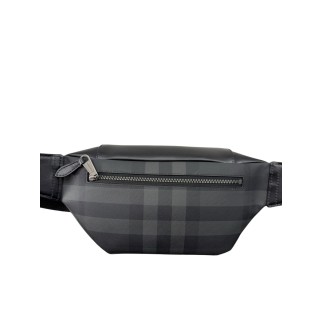 Sac ceinture Burberry 2025, état neuf.