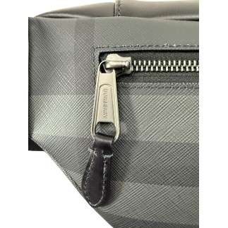 Sac ceinture Burberry, état neuf.