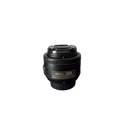 Nikon 35mm F1.8