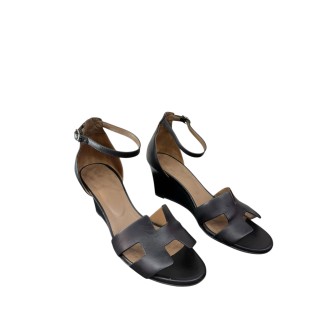 Sandale Hermes Legend P39 en cuir.
