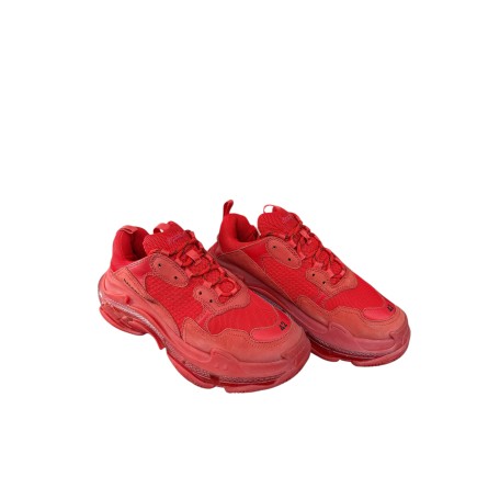 Balenciaga Triple S P42. Etat Neuf.