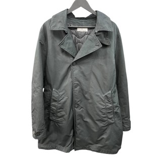 Parka Stone Island taille XXL.