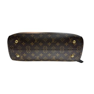 Louis Vuitton Venus, avec bandoulière et cadenas.