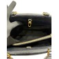 Louis Vuitton Venus, avec bandoulière et cadenas. Louis Vuitton Venus, avec bandoulière et cadenas.